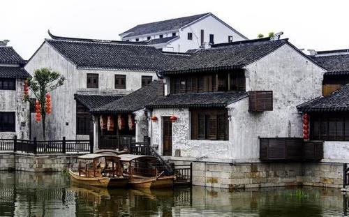 中秋假期7340.9万人次出游，本地游成主基调，哪些行业成为了新宠？